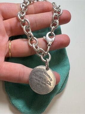 Authentic Tiffany & Co. Silver Round Tag Link Bracelet - Sterling 925
